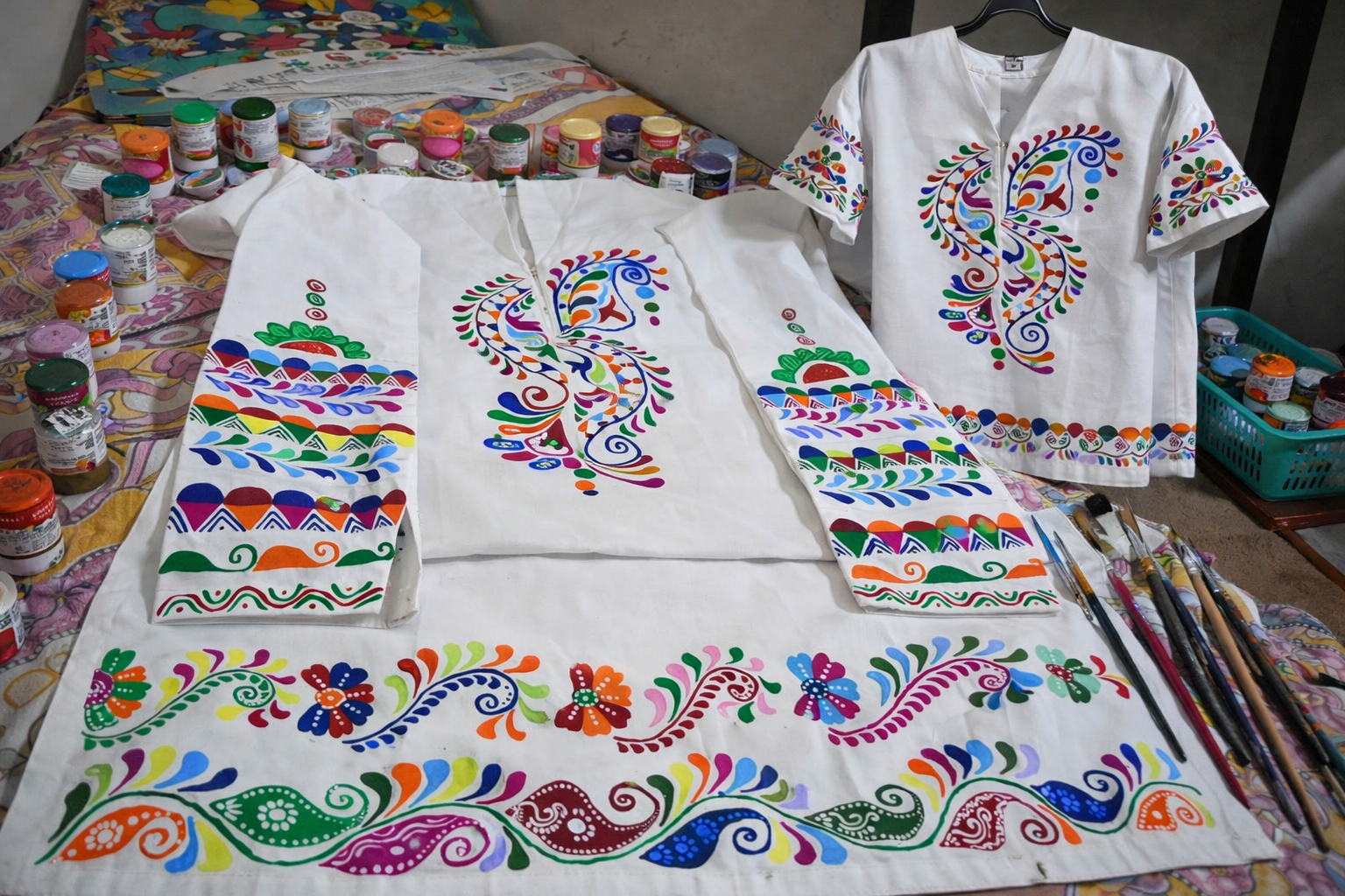 Fabcric painting Workshop workshop activity image 3